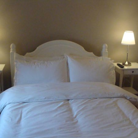 Riggend Farm Bed And Breakfast Airdrie Ngoại thất bức ảnh